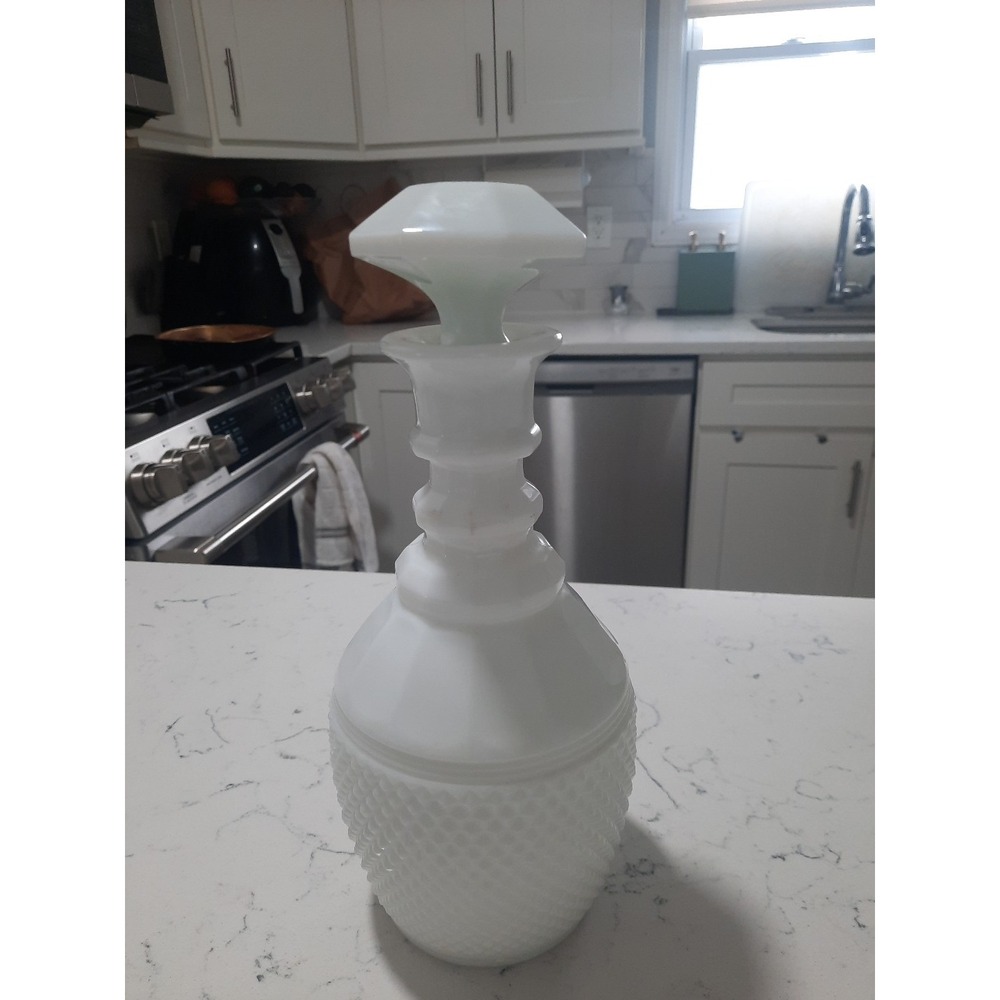 Vintage Cambridge Mount Vernon White Milk Glass  Decanter Bottle